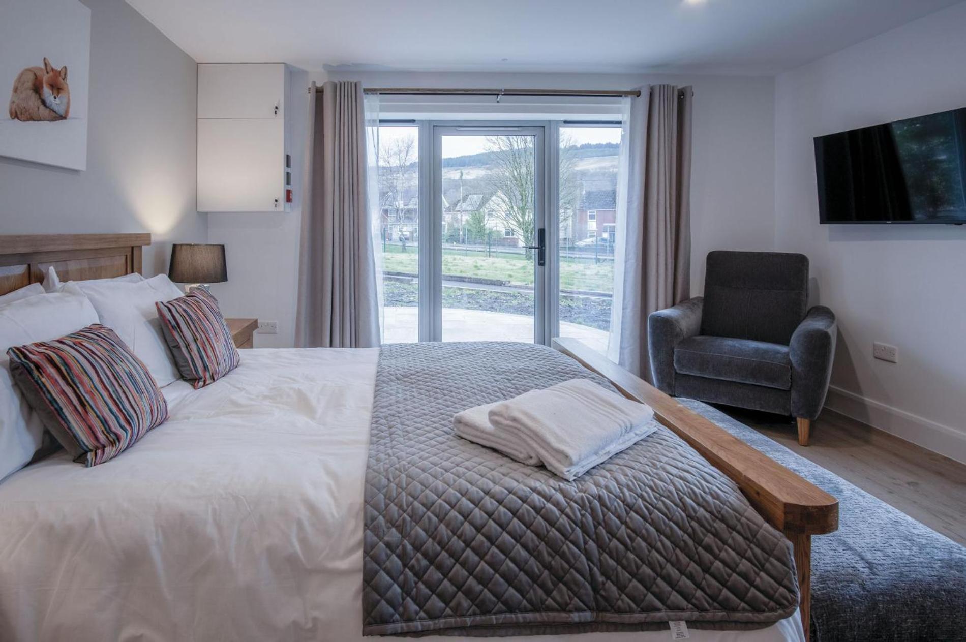 Suite 7 - Sleeping Giant Hotel - Pen Y Cae Inn Brecon Exterior foto